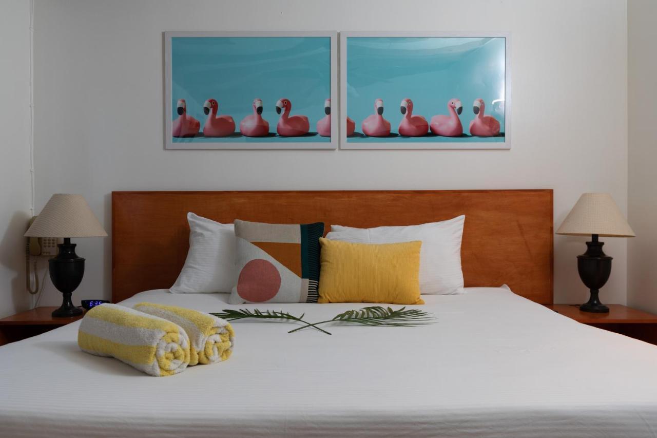 Float Palm Springs Hotell Exteriör bild
