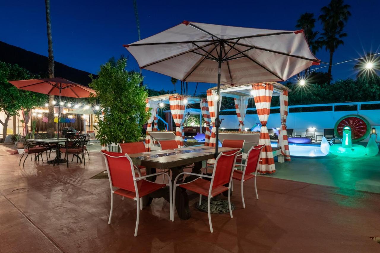 Float Palm Springs Hotell Exteriör bild